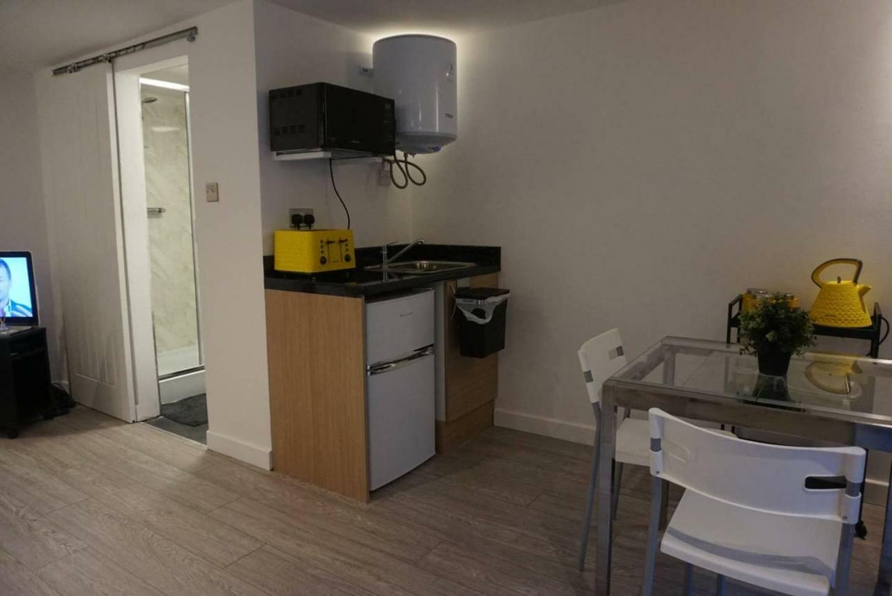 Rjo Serviced Accommodation Purfleet Exteriör bild
