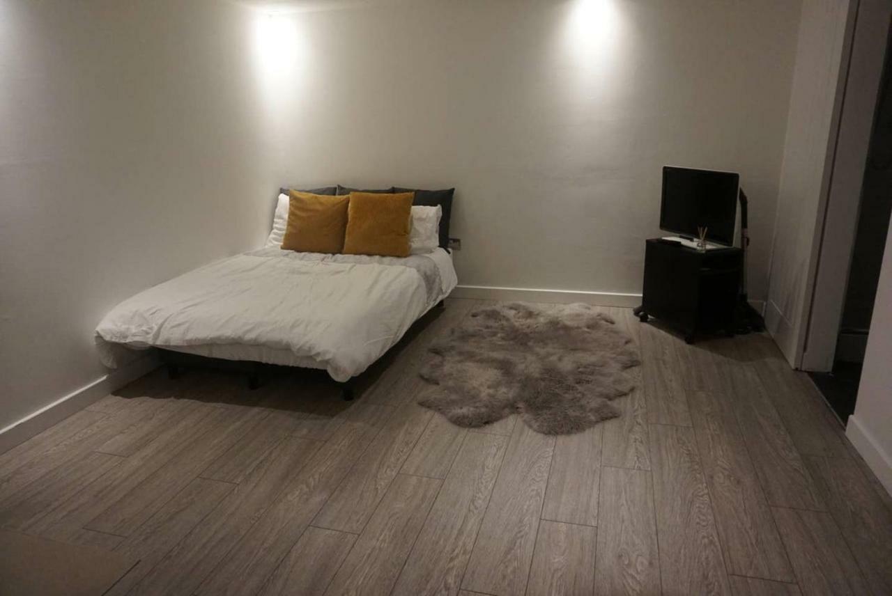 Rjo Serviced Accommodation Purfleet Exteriör bild